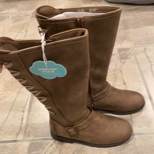 Girls tall boots size 3 medium